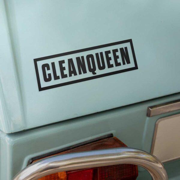 Auto Aufkleber cleanqueen auf Auto