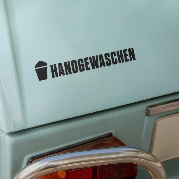 Auto Aufkleber Handgewaschen auf Auto