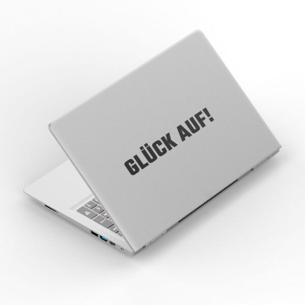 Ruhrpott Aufkleber aus Vinyl. Motiv Glück Auf! Schriftzug auf einen Laptop geklebt